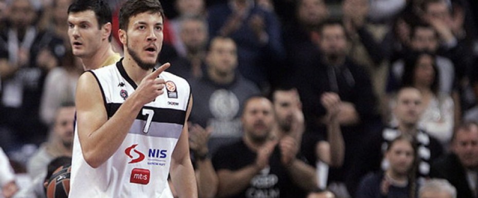 SL: Novčane kazne za trenera i kapitena