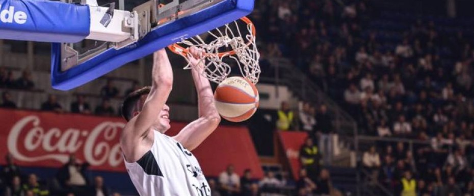Marko Pecarski potpisao profesionalni ugovor 