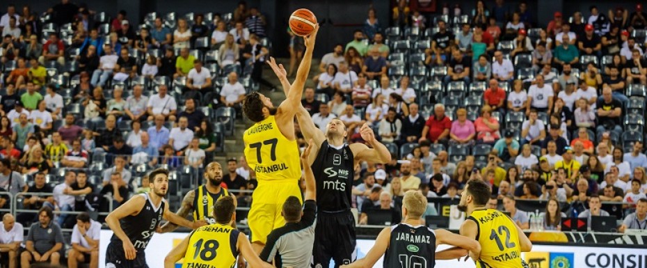 Crno-beli savladali Fenerbahče za prvo mesto na turniru u Klužu