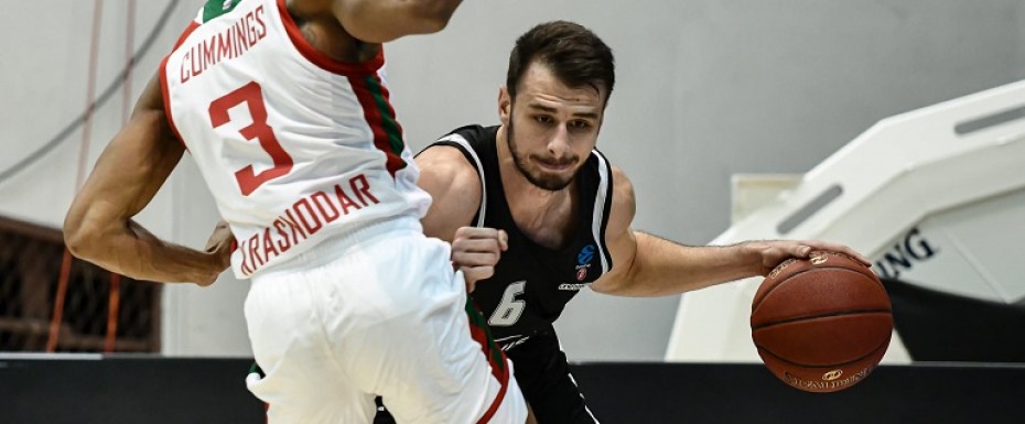 Crno-beli na putu za Zadar i Trento